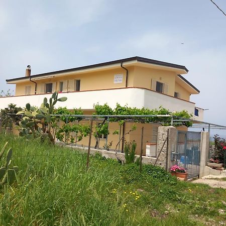 Villa Velez Tropea Exterior photo